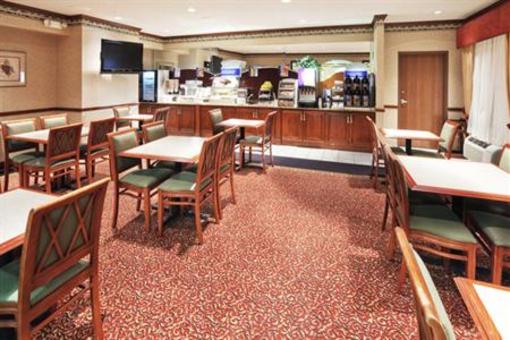 фото отеля Holiday Inn Express Hotel & Suites Dallas Lewisville