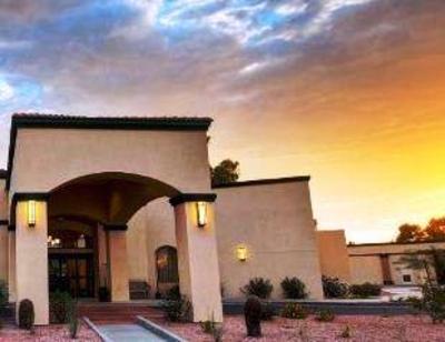 фото отеля Days Inn And Suites Scottsdale North
