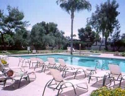 фото отеля Days Inn And Suites Scottsdale North