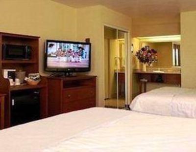 фото отеля Days Inn And Suites Scottsdale North