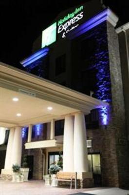 фото отеля Holiday Inn Express & Suites Huntsville-Madison