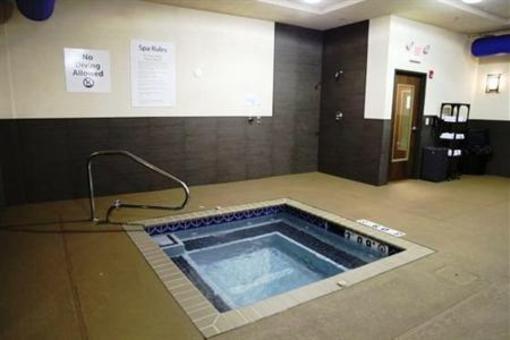 фото отеля Holiday Inn Express & Suites Huntsville-Madison