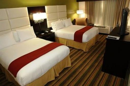 фото отеля Holiday Inn Express & Suites Huntsville-Madison