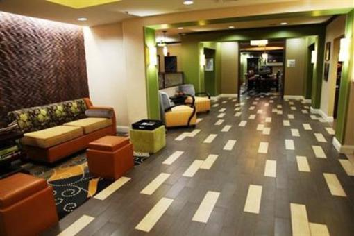 фото отеля Holiday Inn Express & Suites Huntsville-Madison