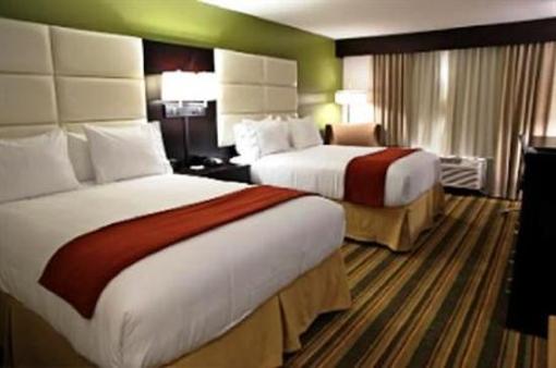 фото отеля Holiday Inn Express & Suites Huntsville-Madison
