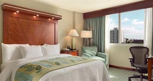 фото отеля Hilton Fort Lauderdale Airport