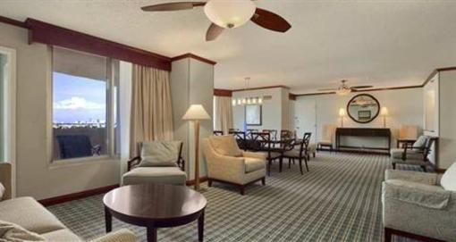фото отеля Hilton Fort Lauderdale Airport