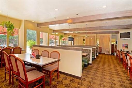 фото отеля BEST WESTERN Lawton Hotel & Convention Center