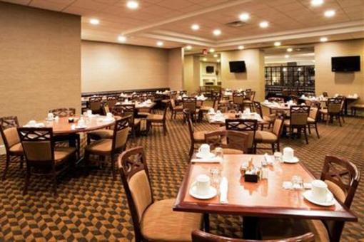 фото отеля Holiday Inn Charlottesville - University Area