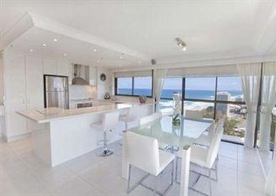 фото отеля De Ville Apartments Gold Coast