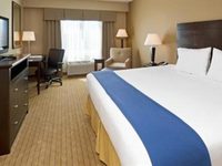 Holiday Inn Express & Suites Fort Myers- The Forum