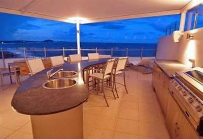 фото отеля Oceans Mooloolaba