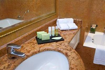 фото отеля The Westin Palace, Milan