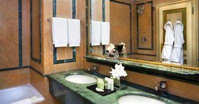 фото отеля The Westin Palace, Milan