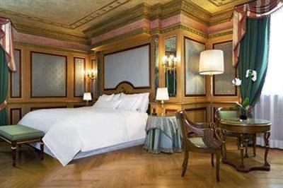 фото отеля The Westin Palace, Milan