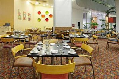 фото отеля Holiday Inn Parque Fundidora Monterrey