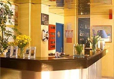 фото отеля Hotel Stars Montpellier Sud Lattes