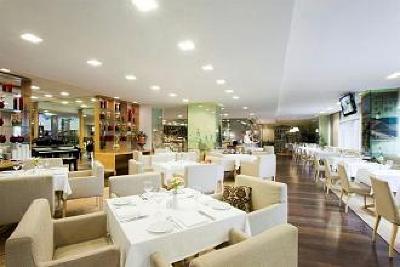 фото отеля Crowne Plaza Moscow World Trade Center