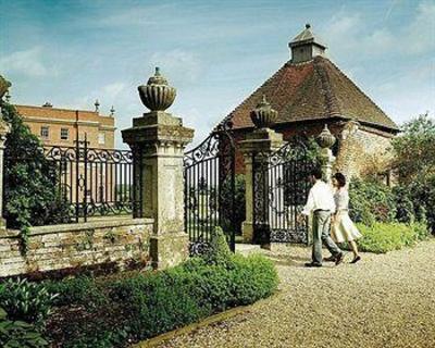 фото отеля Four Seasons Hotel Hampshire Hook