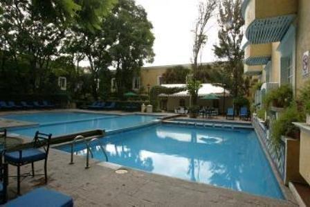 фото отеля Plaza Camelinas Hotel Queretaro
