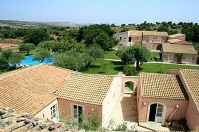 фото отеля Hotel Masseria degli Ulivi