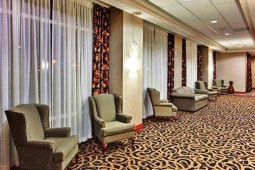 фото отеля Holiday Inn Express Hotel & Suites Newmarket