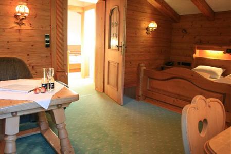 фото отеля Hotel Pension Seeblick Bad Reichenhall