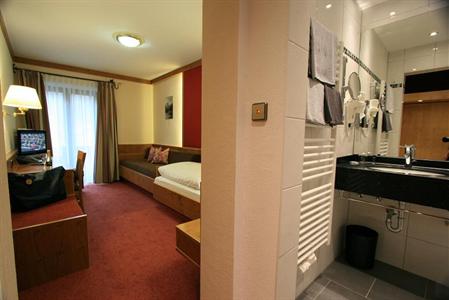 фото отеля Hotel Pension Seeblick Bad Reichenhall