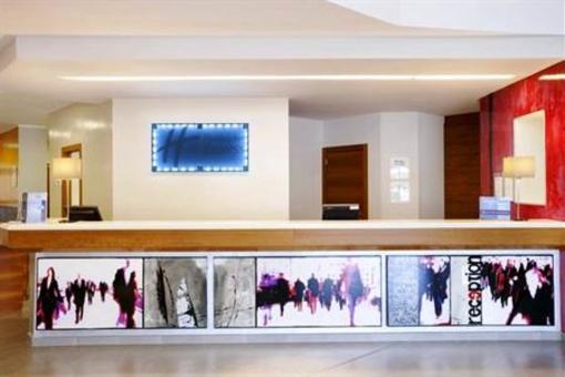 фото отеля Holiday Inn Express Milan-Malpensa Airport