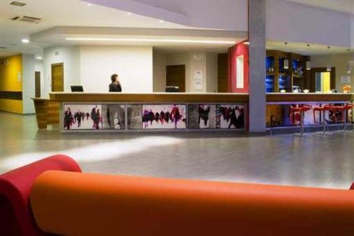 фото отеля Holiday Inn Express Milan-Malpensa Airport