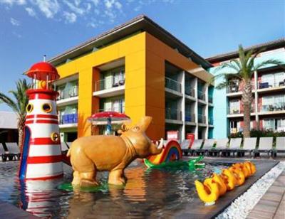 фото отеля Barcelo Pueblo Hotel Menorca