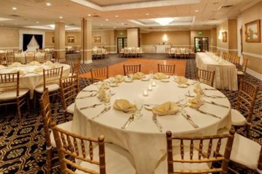 фото отеля Holiday Inn Williamsport