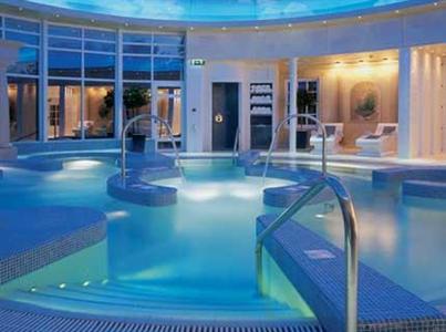 фото отеля Chewton Glen Hotel New Milton