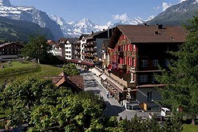 фото отеля Chalet Hotel Bernerhof Wengen