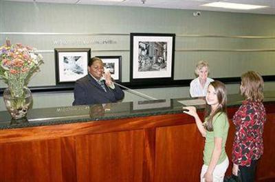 фото отеля Hampton Inn Summerville