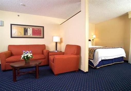 фото отеля Courtyard by Marriott Merrillville