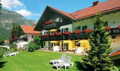 фото отеля Hotel Edelweiss Garmisch-Partenkirchen