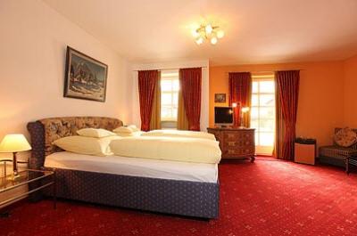 фото отеля Hotel Edelweiss Garmisch-Partenkirchen