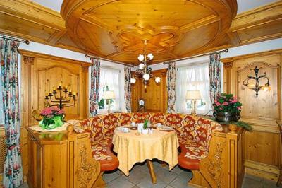 фото отеля Hotel Edelweiss Garmisch-Partenkirchen