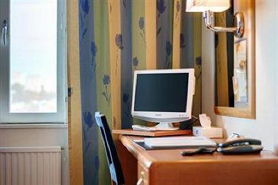 фото отеля Best Western Capital Hotel