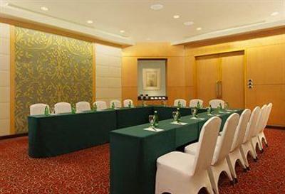 фото отеля Eastwood Richmonde Hotel