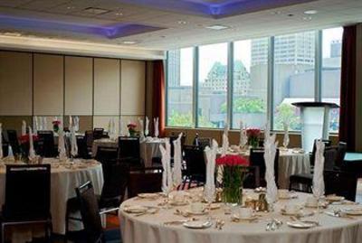 фото отеля The Westin Ottawa