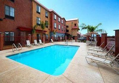фото отеля Comfort Suites Goodyear