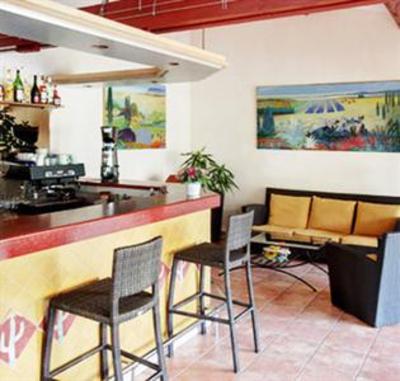 фото отеля BEST WESTERN Uzes Pont du Gard