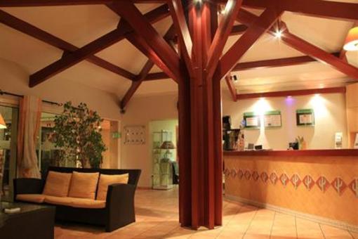 фото отеля BEST WESTERN Uzes Pont du Gard