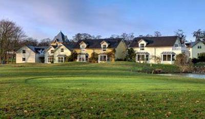 фото отеля Etiolles Country Club