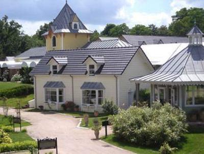 фото отеля Etiolles Country Club