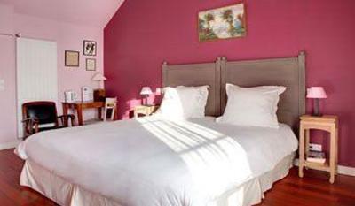 фото отеля Etiolles Country Club