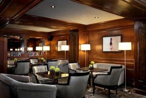 фото отеля International Hotel Suites Calgary