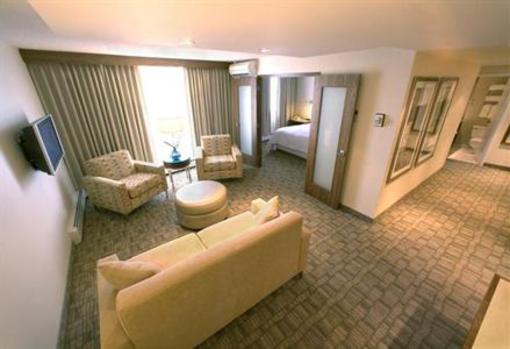 фото отеля International Hotel Suites Calgary